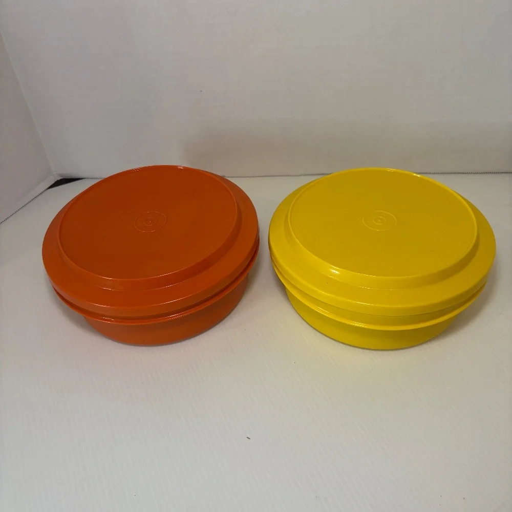 VTG Lot Of 2 Tupperware Harvest Colors Seal N Serve Bowls & Lids #1207 & #1253